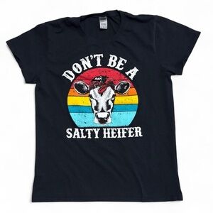 Gildan Black “Don’t Be A Salty Heifer” Graphic Tee | Women’s Large